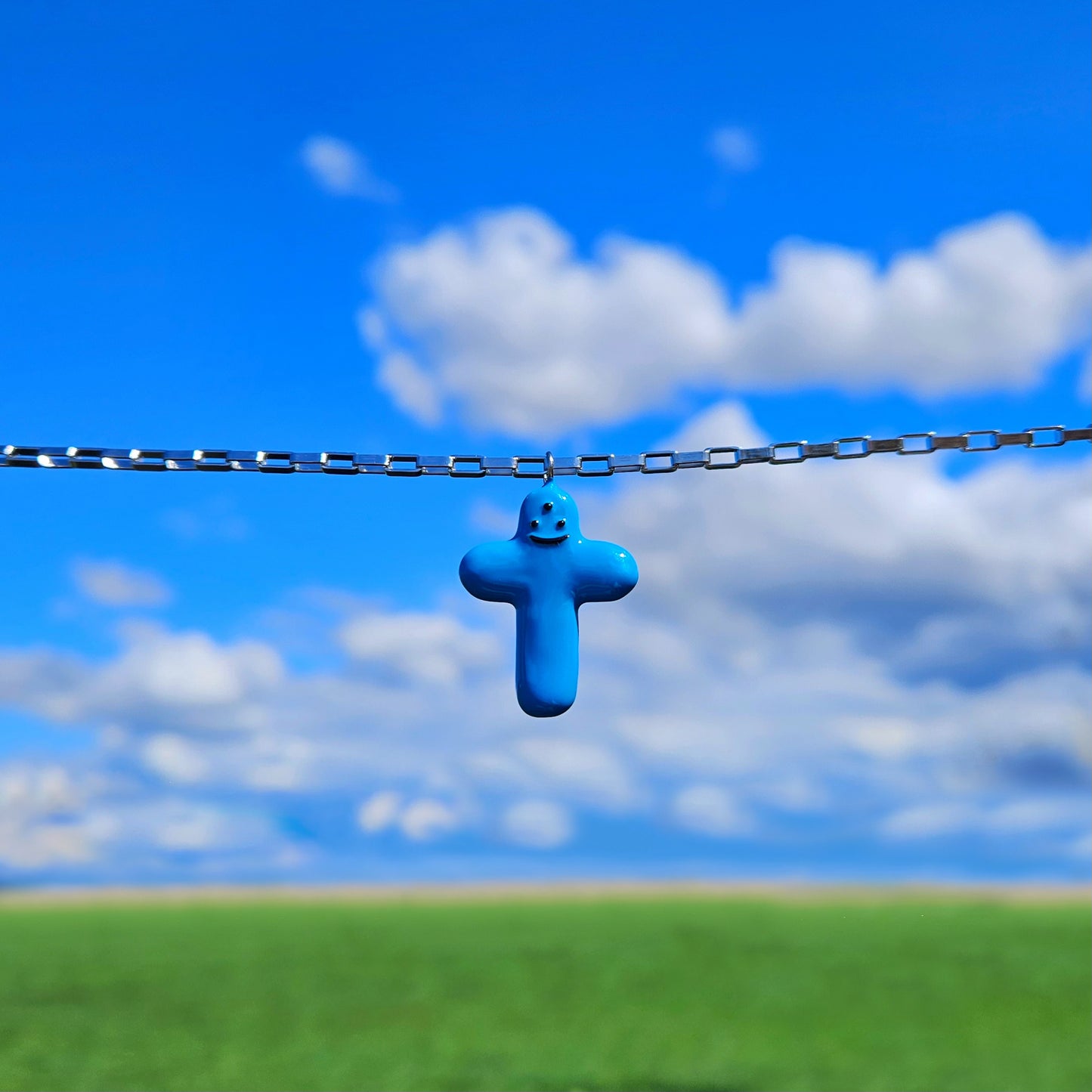 Bloo Euphoric Cross Chain