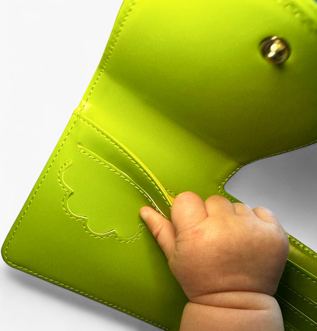 Worm Wallet